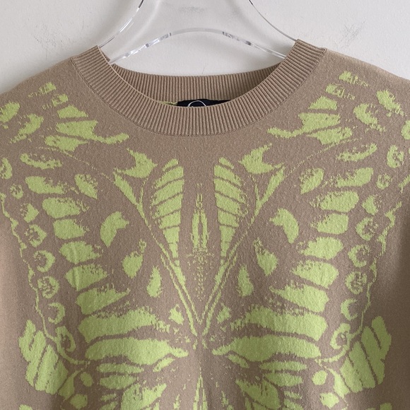 Alexander McQueen Beige Contrast Butterfly Print Sweater - Picture 6 of 11